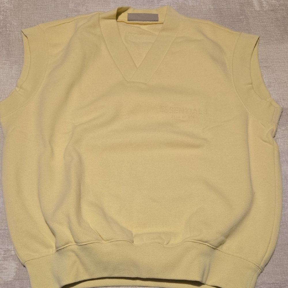 Essentials- Fear of God. Men's Light Yellow V-Neck Sweater
